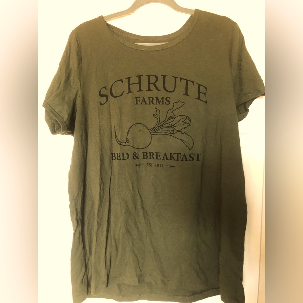 The Office themed Schrute Farms size 2 Torrid shirt